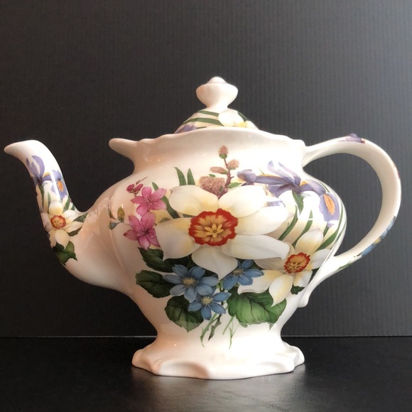 VTG Sadler Spring Floral Teapot Iris Narcissus Wildflowers Made in England EUC ! - Picture 5 of 14